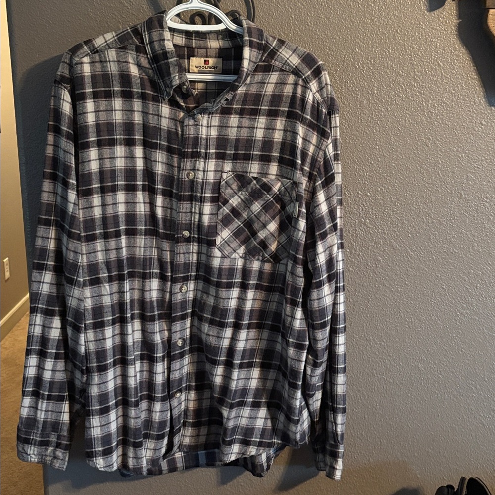 Men’s Woolrich Gray Plaid Shirt